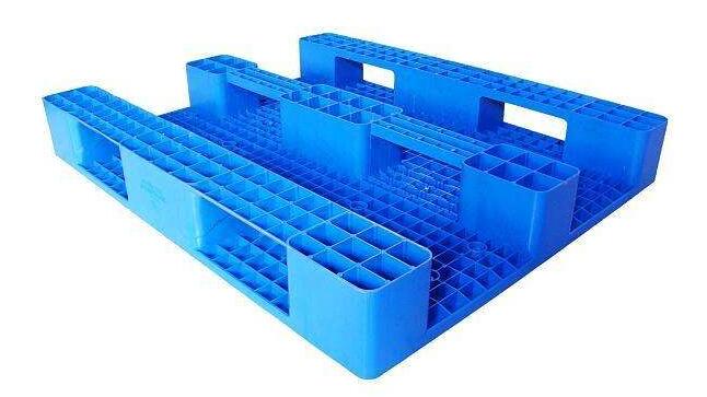 塑料托盤(pán)上貨架前需要注意什么？